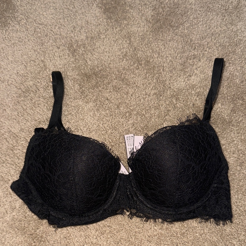 NWOT Victoria’s Secret Dream Angels Bra